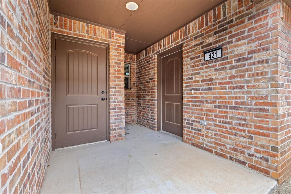 421 Chalk Hill Court