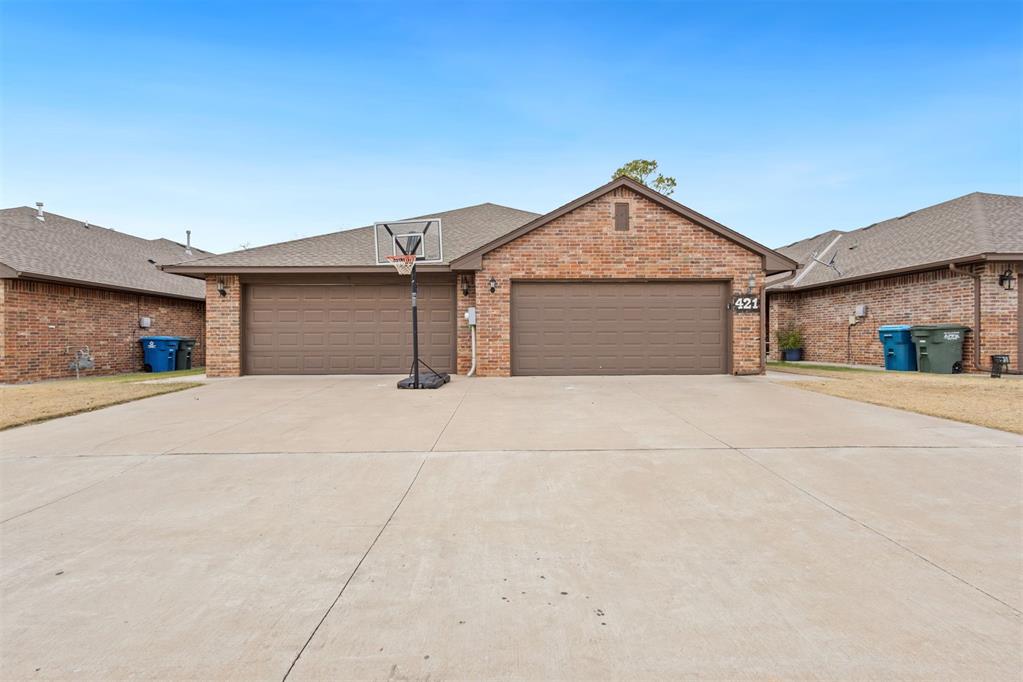 421 Chalk Hill Court