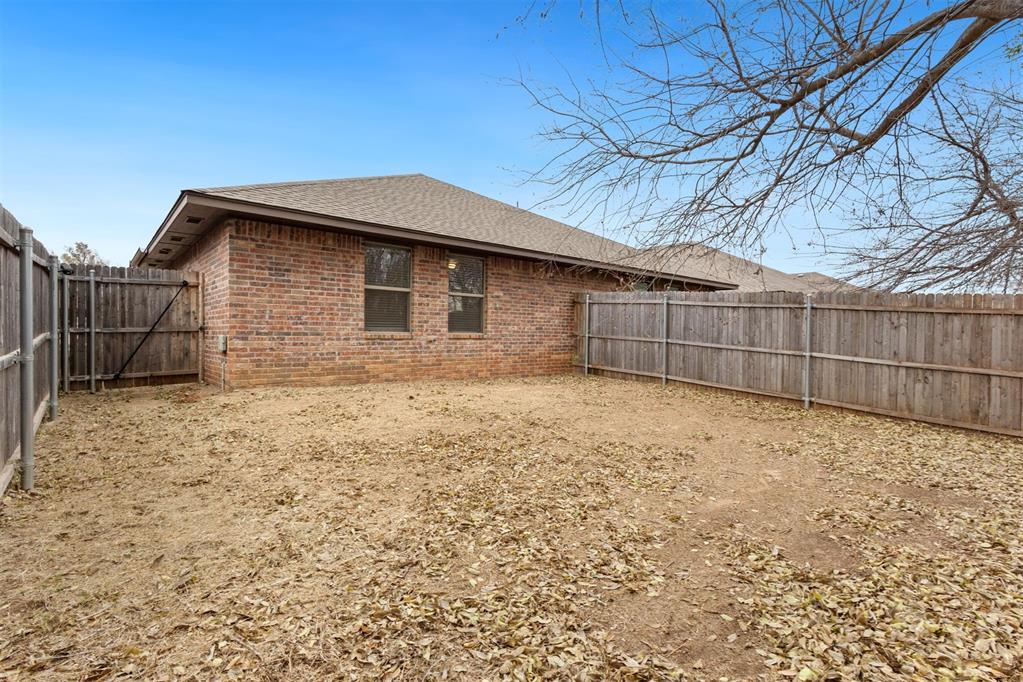 421 Chalk Hill Court