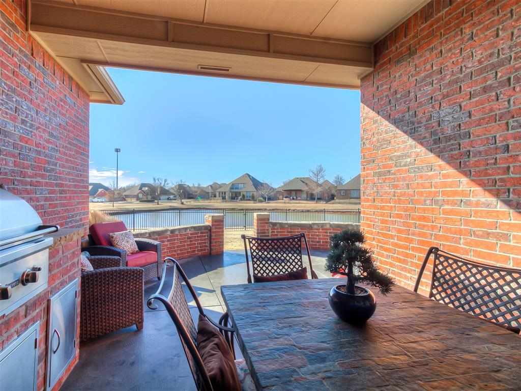 5912 NW 153rd Court