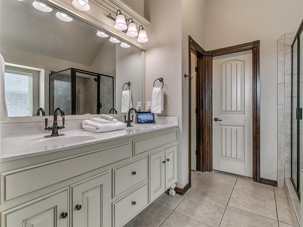 5912 NW 153rd Court