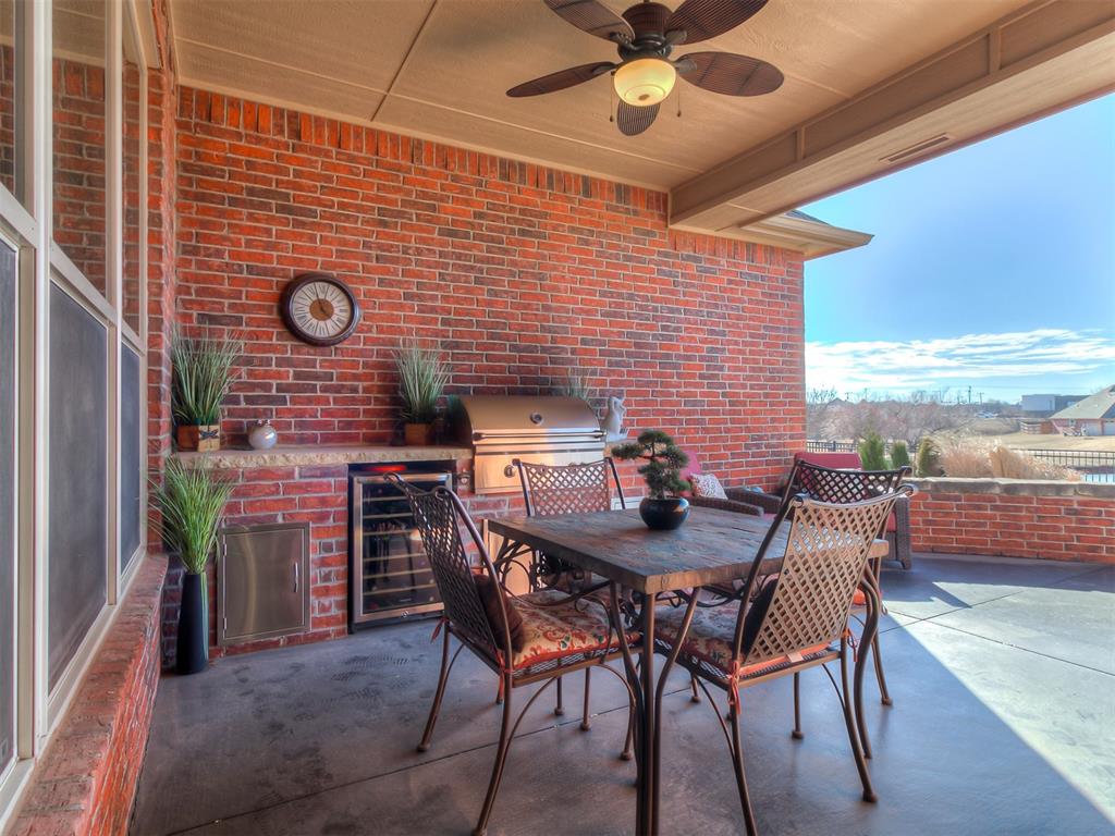 5912 NW 153rd Court