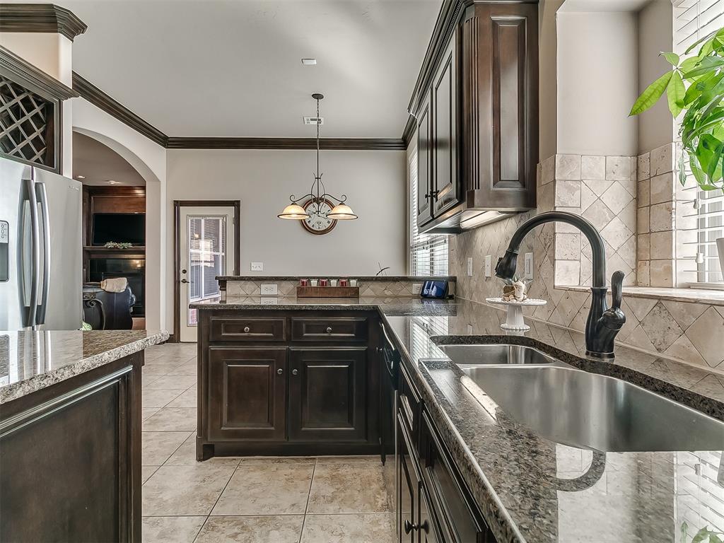5912 NW 153rd Court