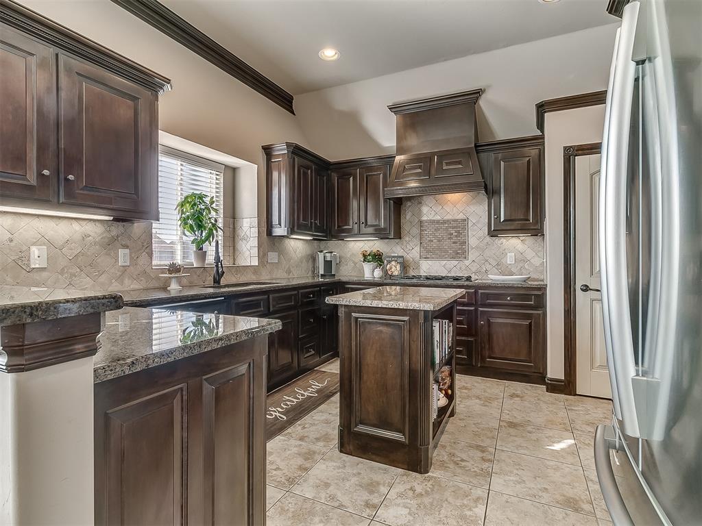 5912 NW 153rd Court