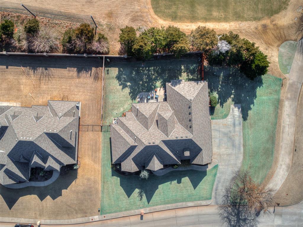 520 Country Club Drive