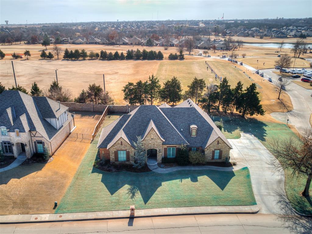 520 Country Club Drive