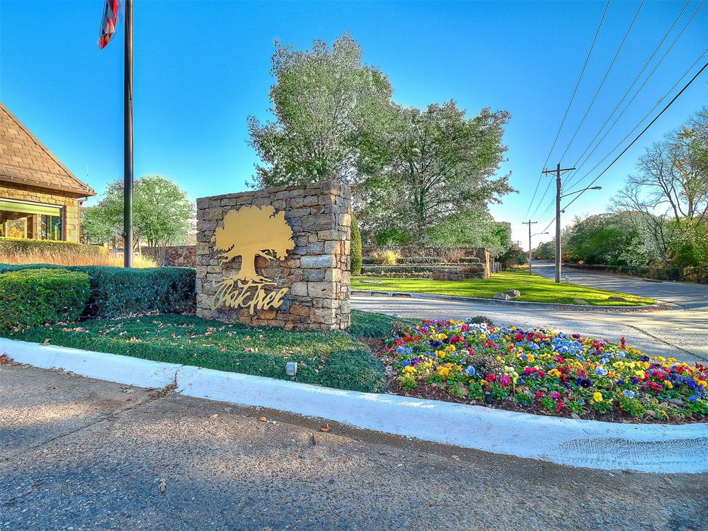 520 Country Club Drive