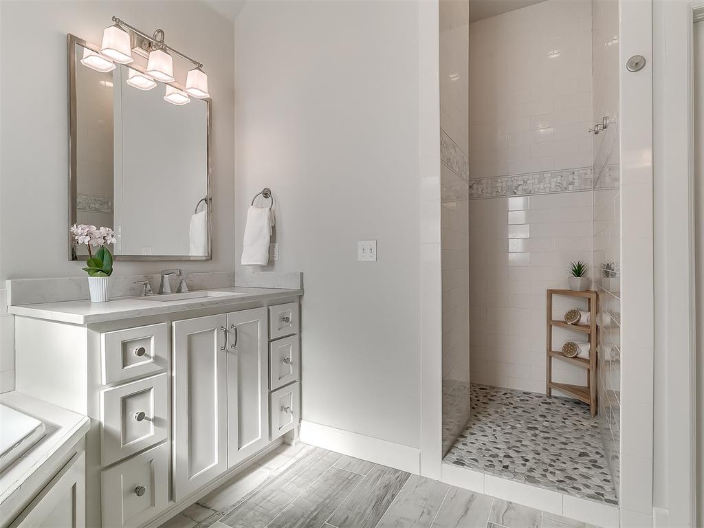 520 Country Club Drive