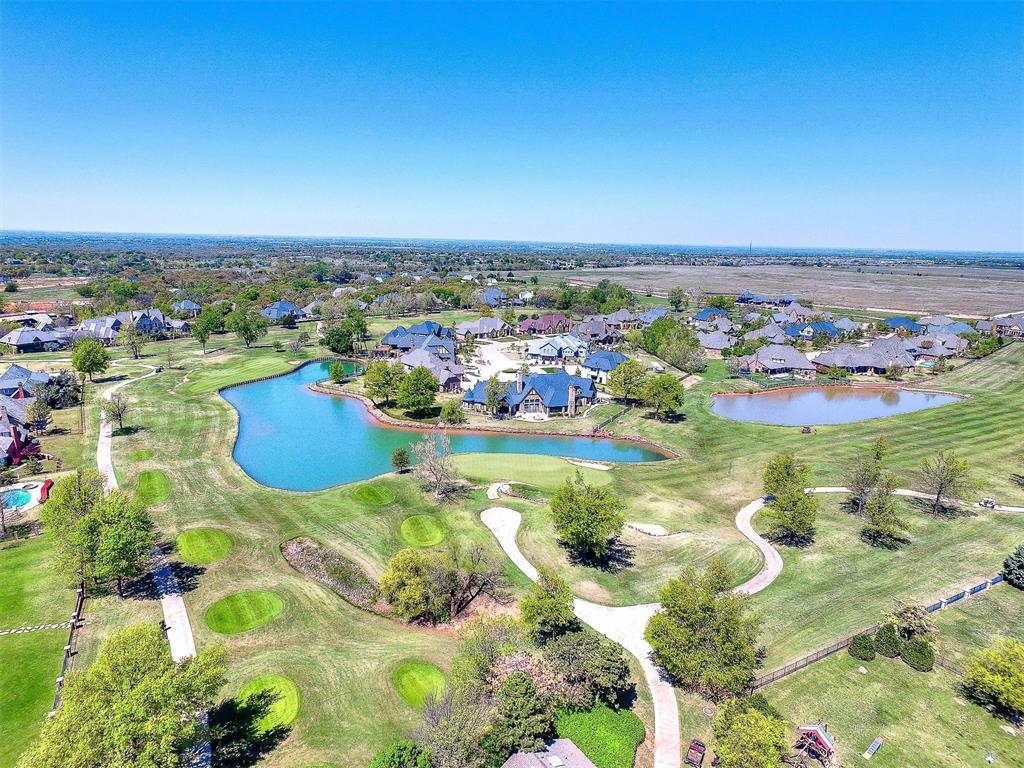 520 Country Club Drive