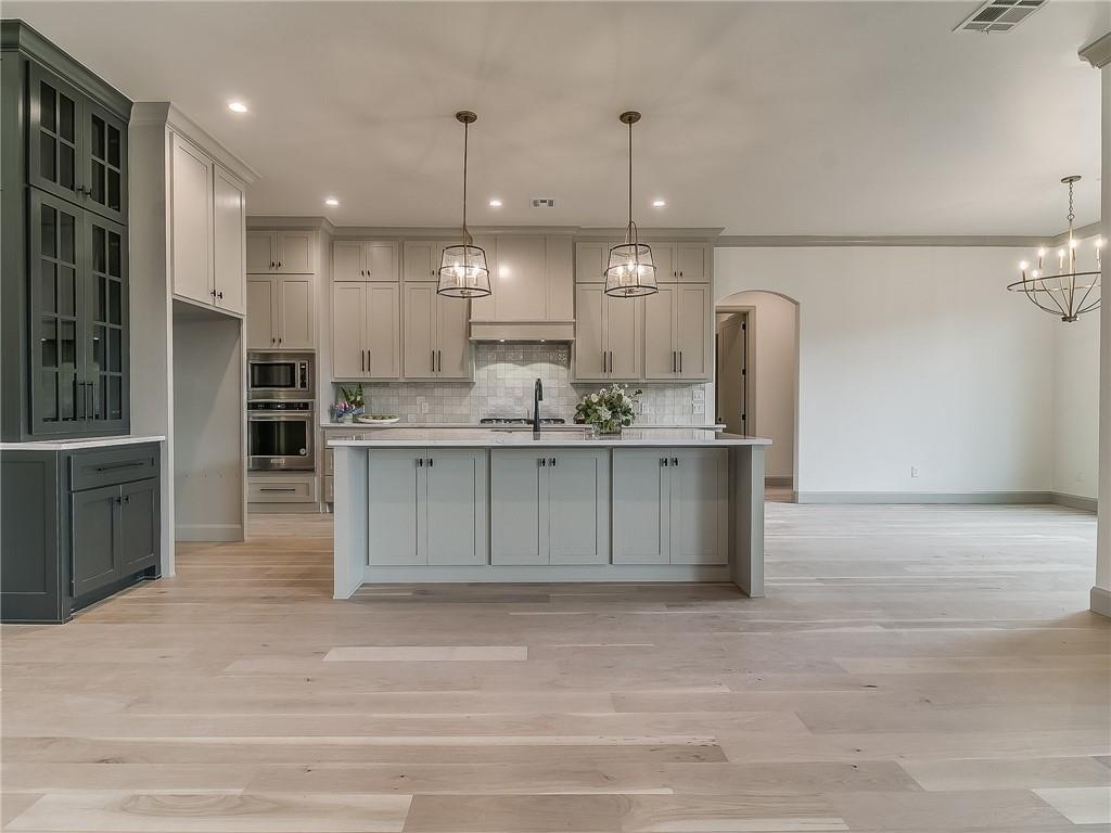 16400 Burgundy West Drive