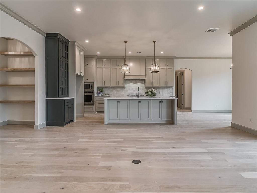 16400 Burgundy West Drive