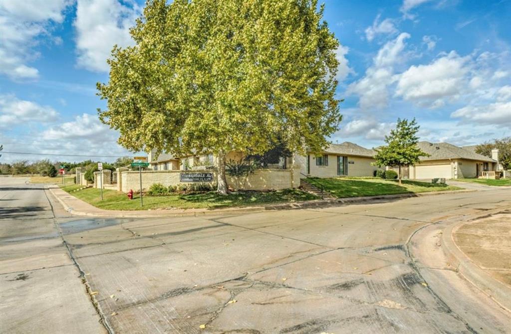 2100 Cobblestone Court Unit: 103