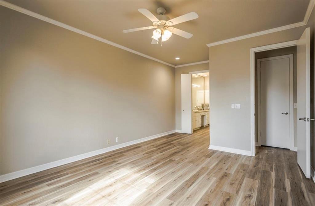 2100 Cobblestone Court Unit: 103