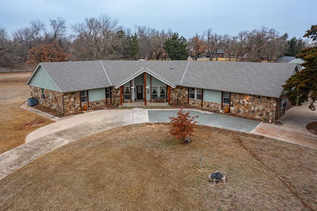 2500 Twelve Oaks