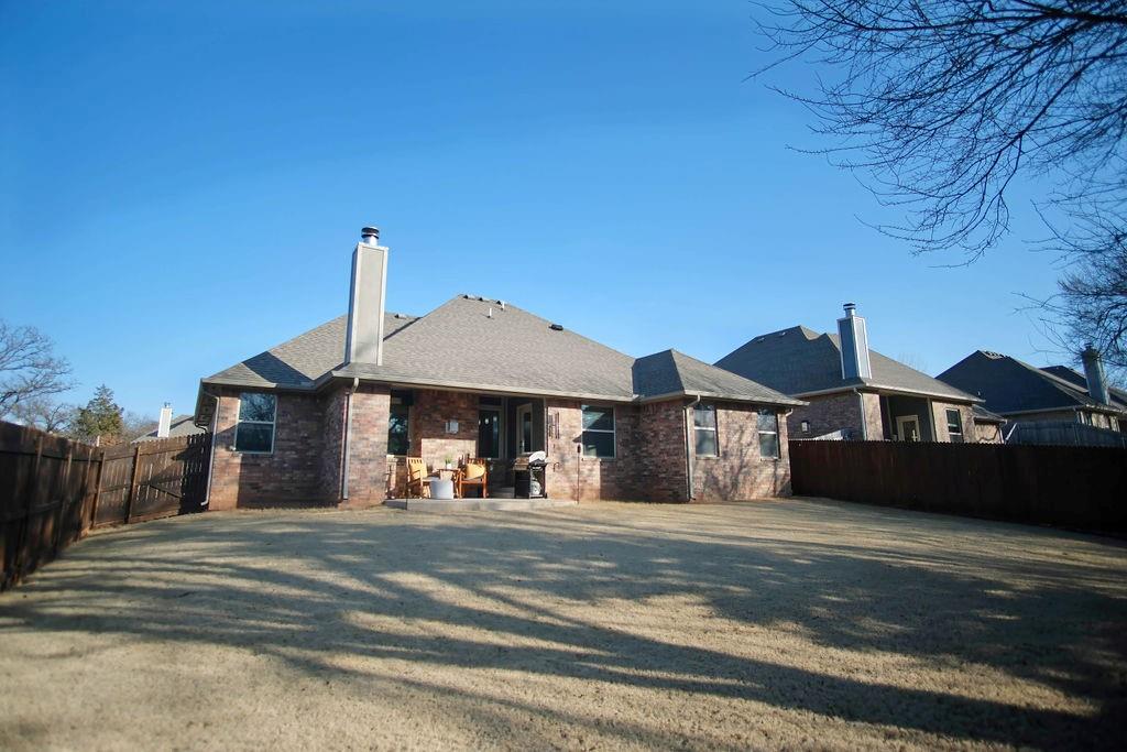 2725 Cypress Springs Boulevard