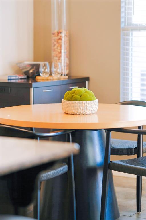 2725 Cypress Springs Boulevard