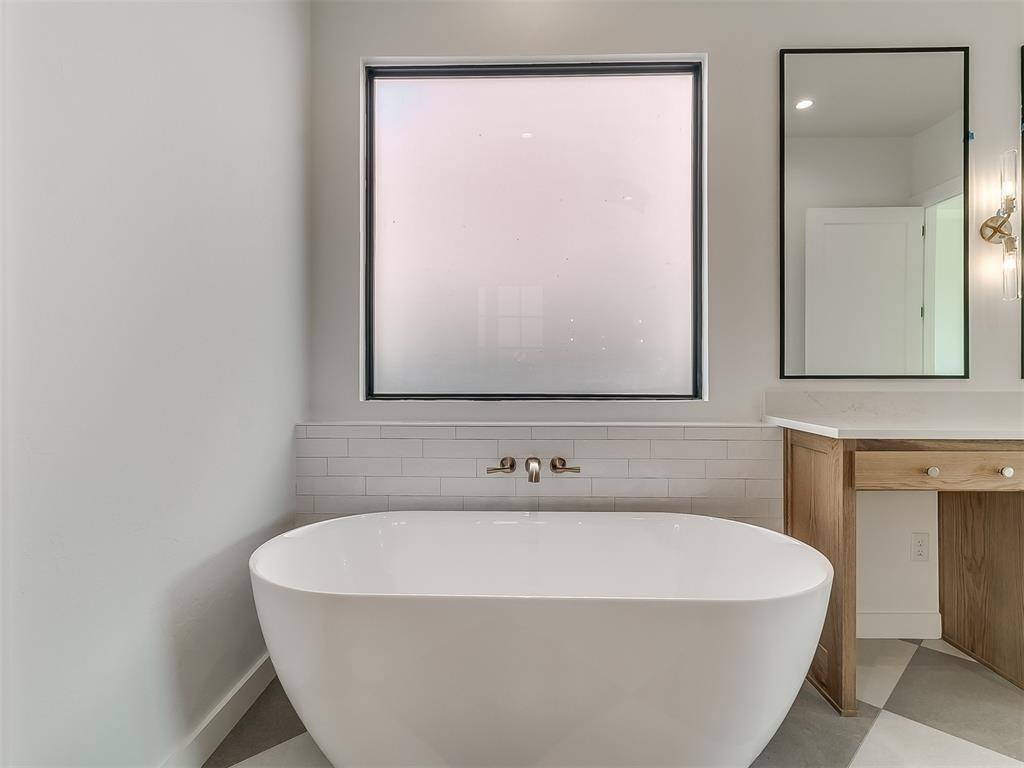 6313 NW 148th Street