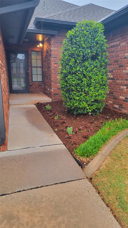 5604 NW 103rd Street