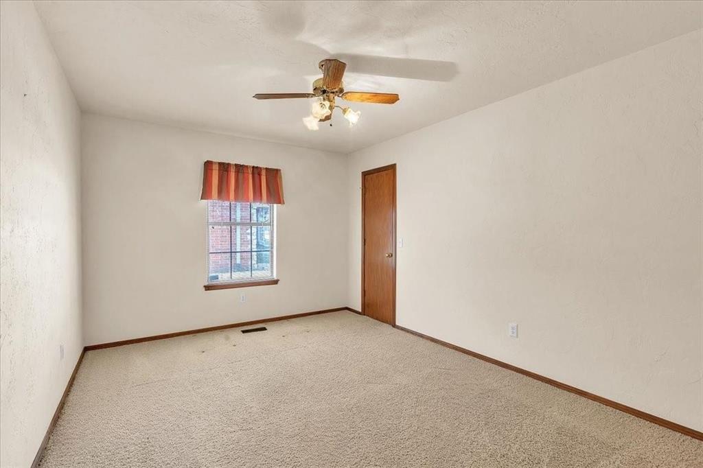 5604 NW 103rd Street