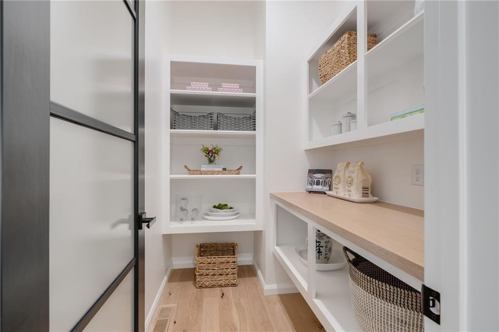 15028 Annecy Boulevard