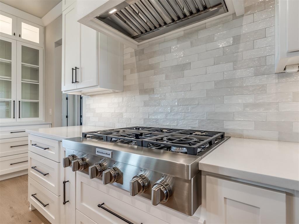 15028 Annecy Boulevard