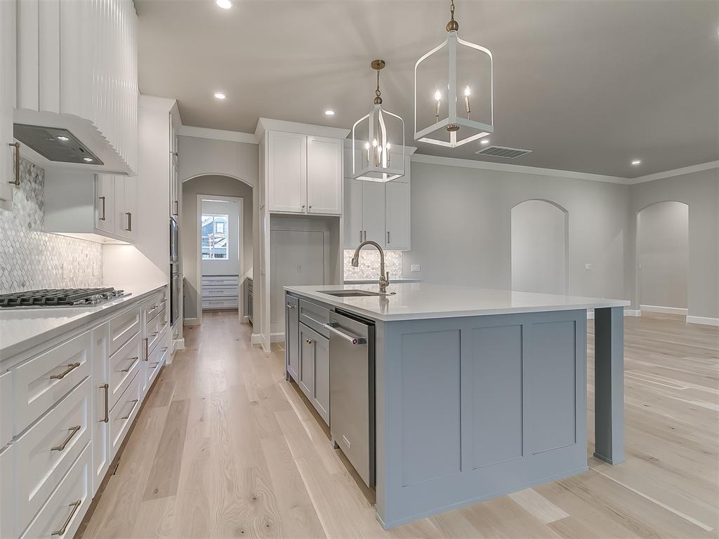 2925 Flycatcher Lane