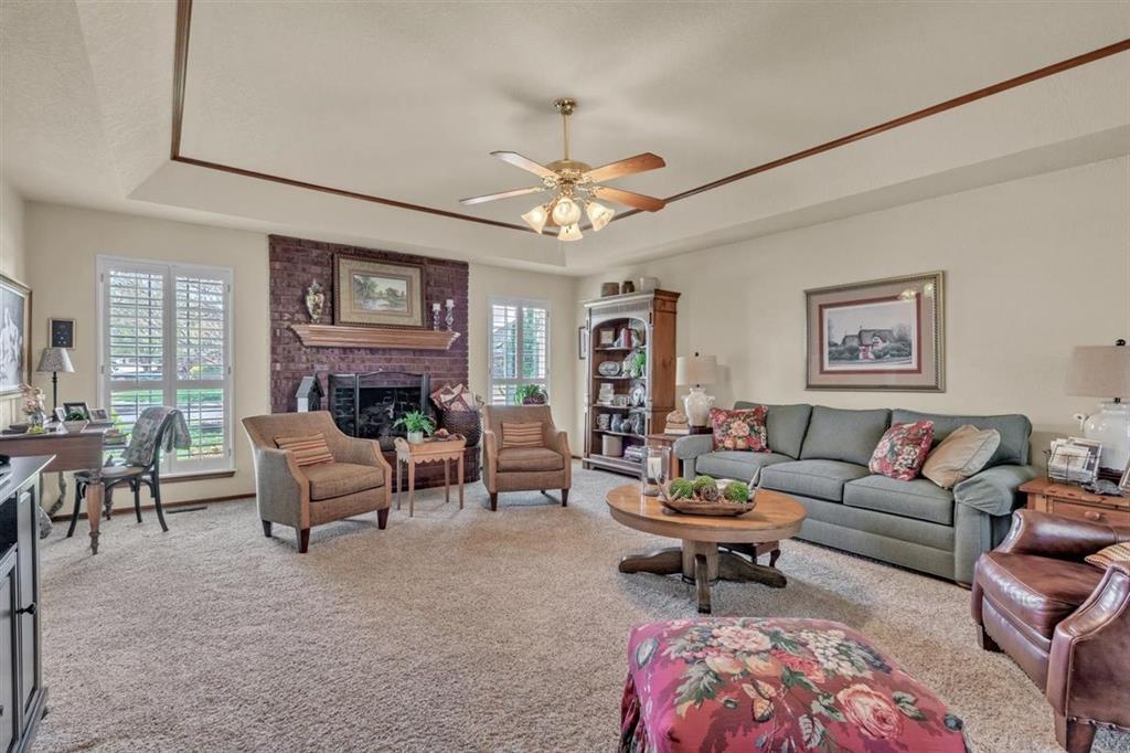 15601 Arbuckle Heights