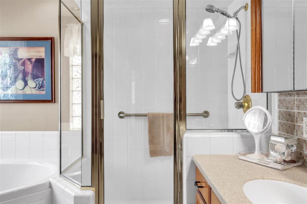 15601 Arbuckle Heights