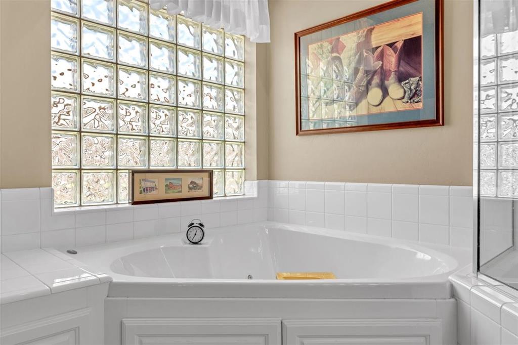 15601 Arbuckle Heights