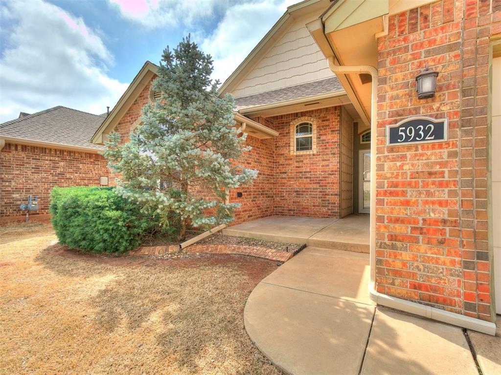 5932 NW 158th Street