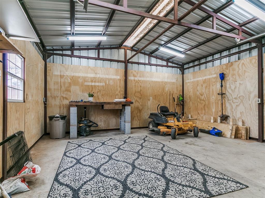 2412 County Road 1198