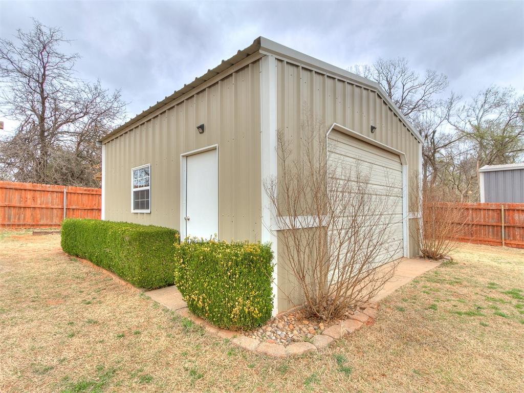 2412 County Road 1198