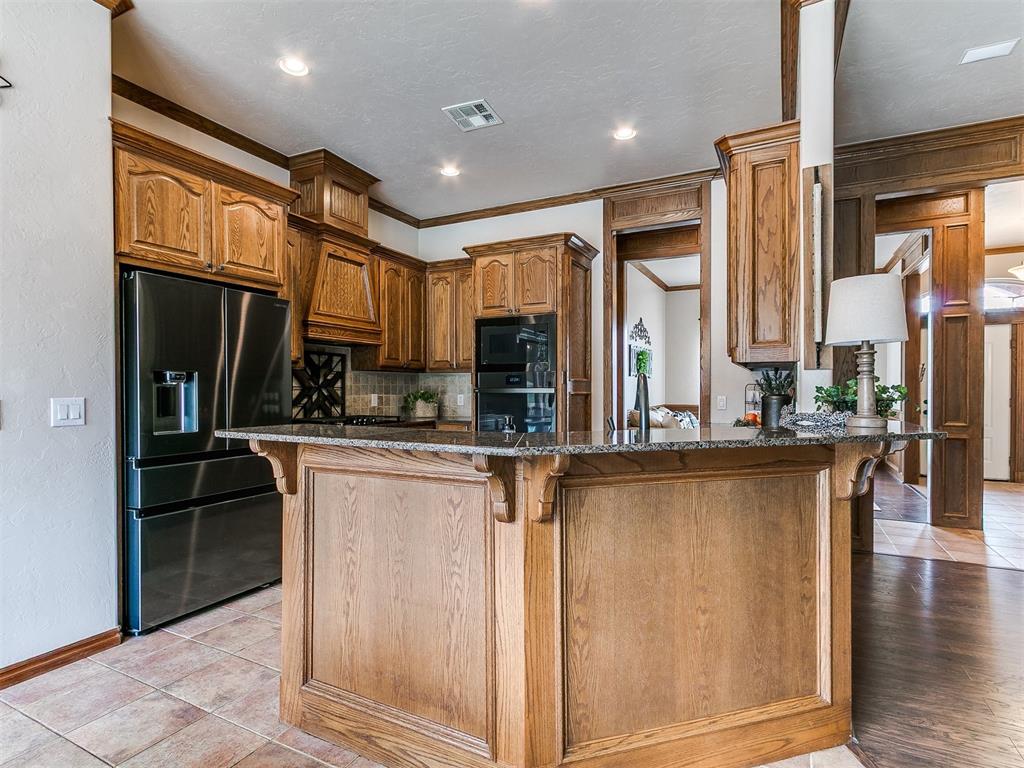 2412 County Road 1198