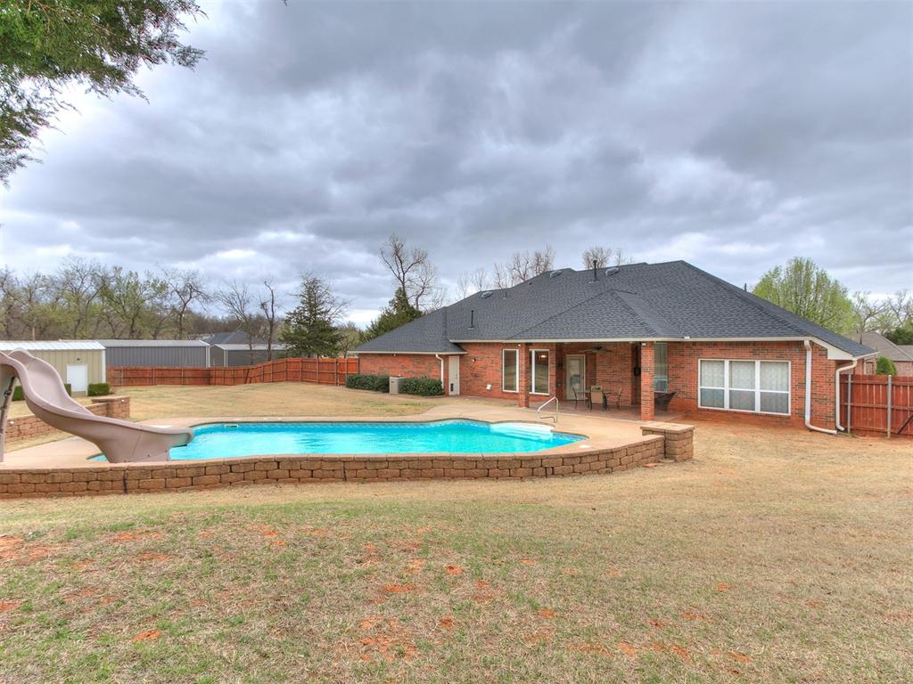 2412 County Road 1198