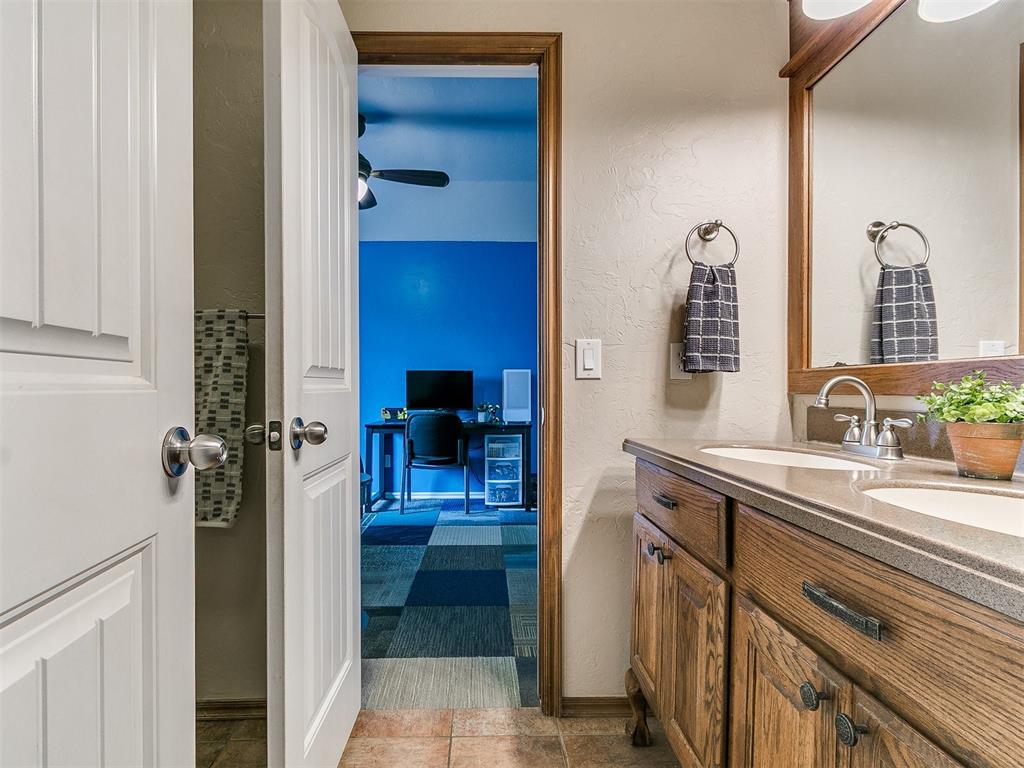 2412 County Road 1198