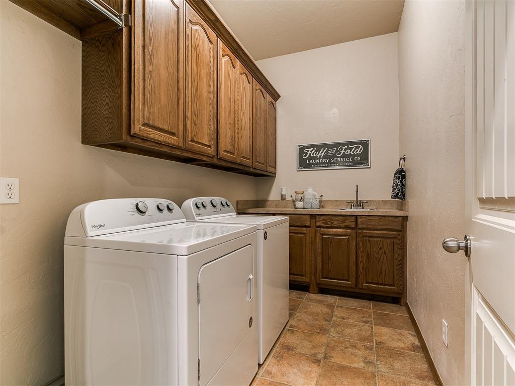 2412 County Road 1198