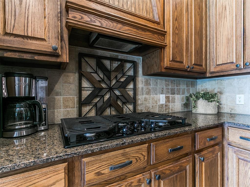 2412 County Road 1198