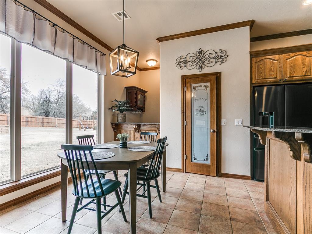 2412 County Road 1198