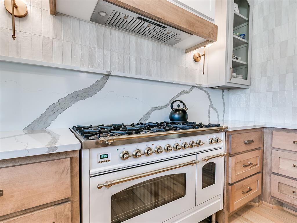 1517 Briar Meade Circle