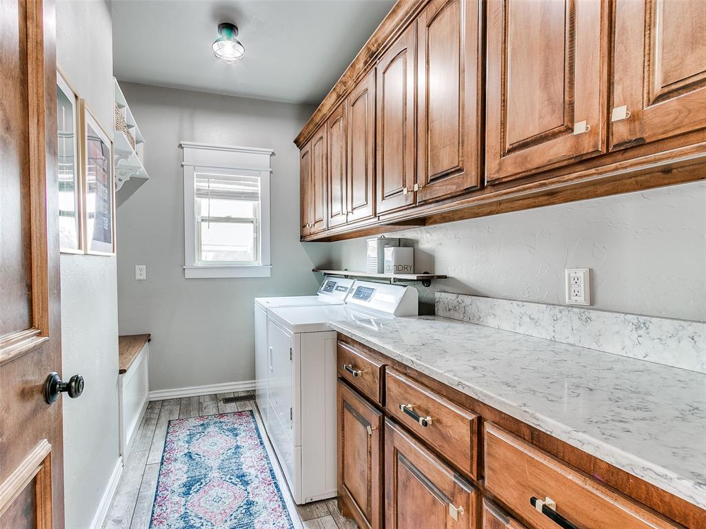 1517 Briar Meade Circle