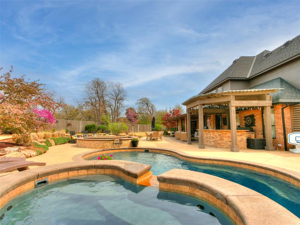 1517 Briar Meade Circle