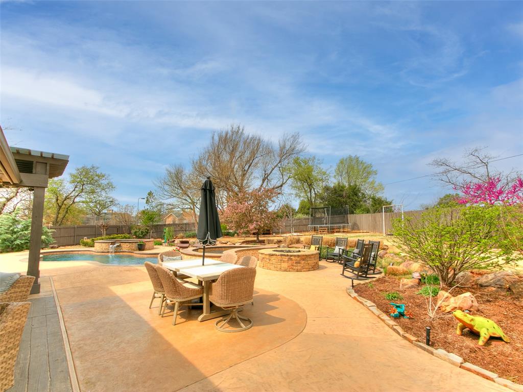 1517 Briar Meade Circle