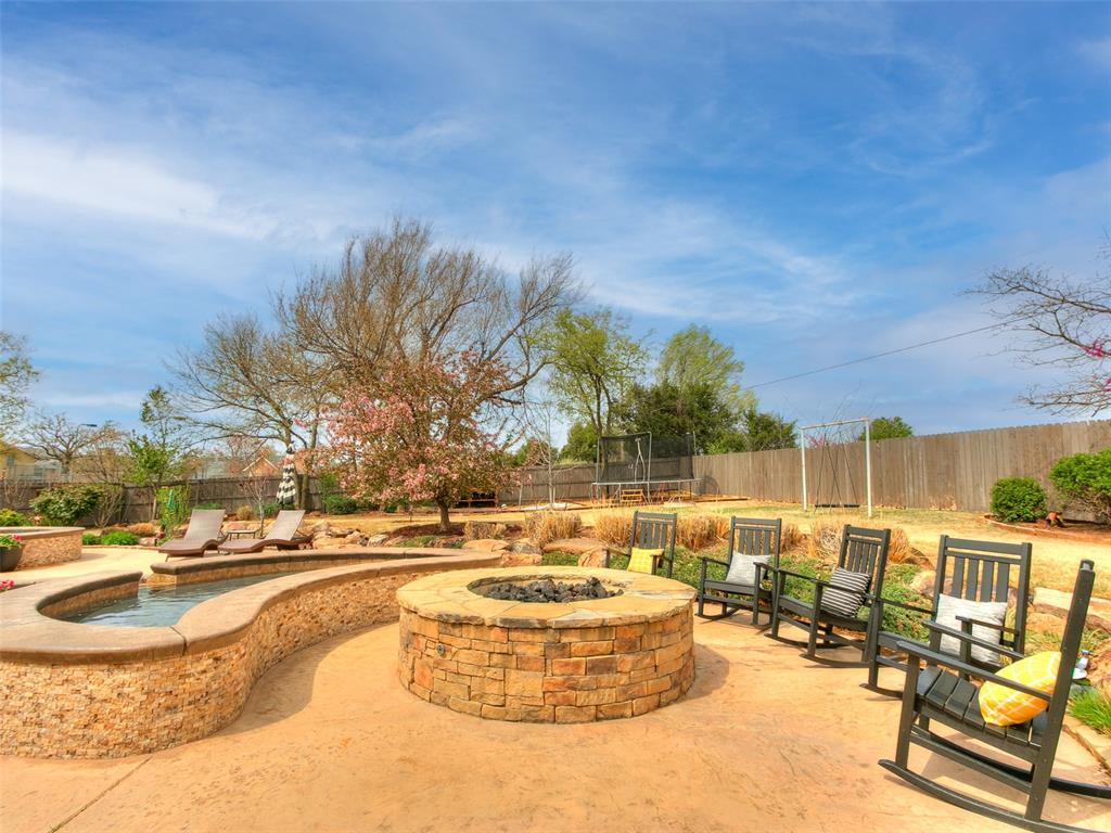 1517 Briar Meade Circle