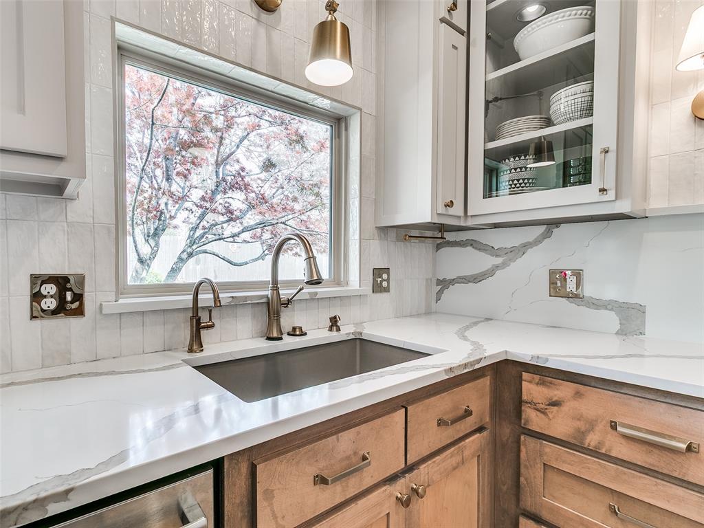 1517 Briar Meade Circle