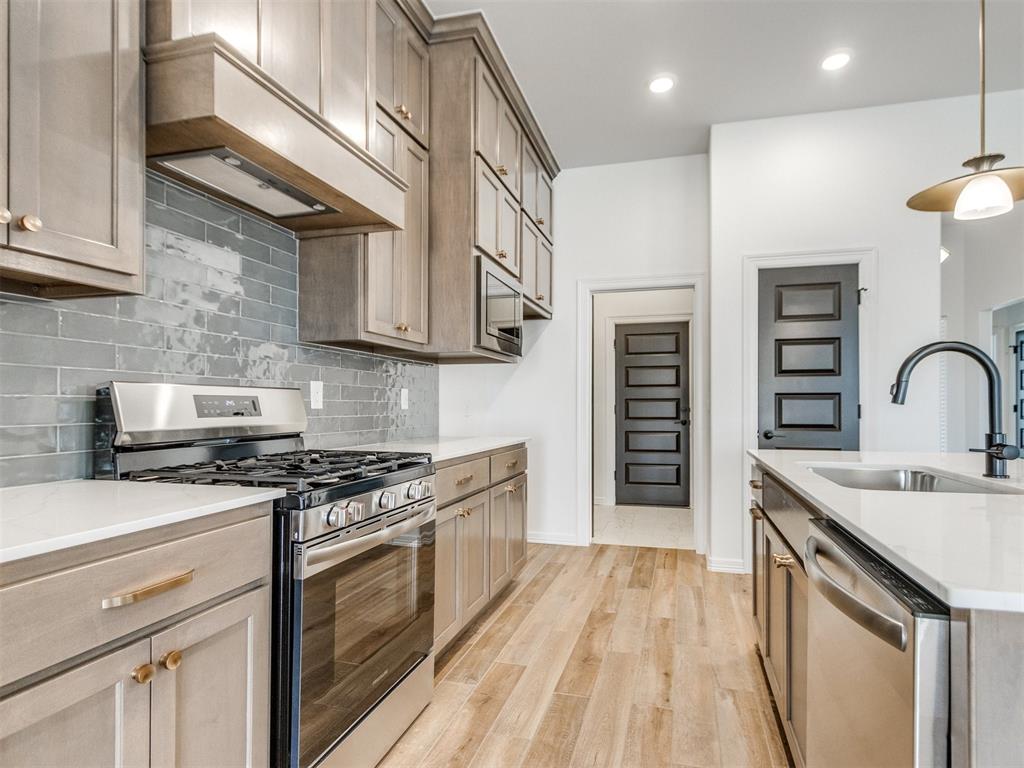 12025 NW 120th Street