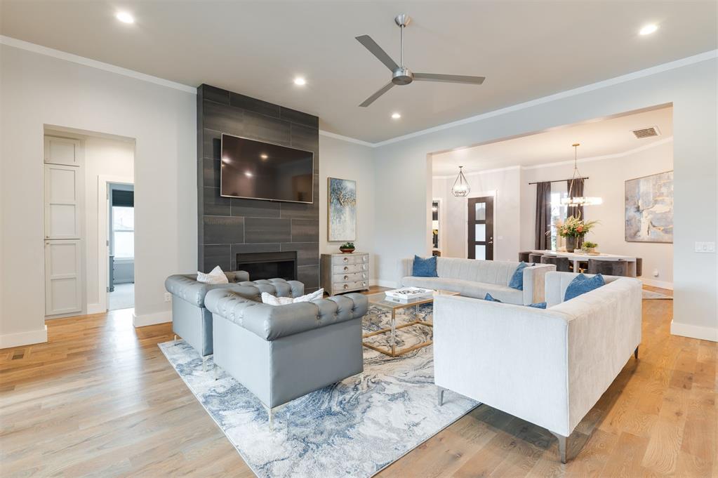 1009 Falls Bridge Court