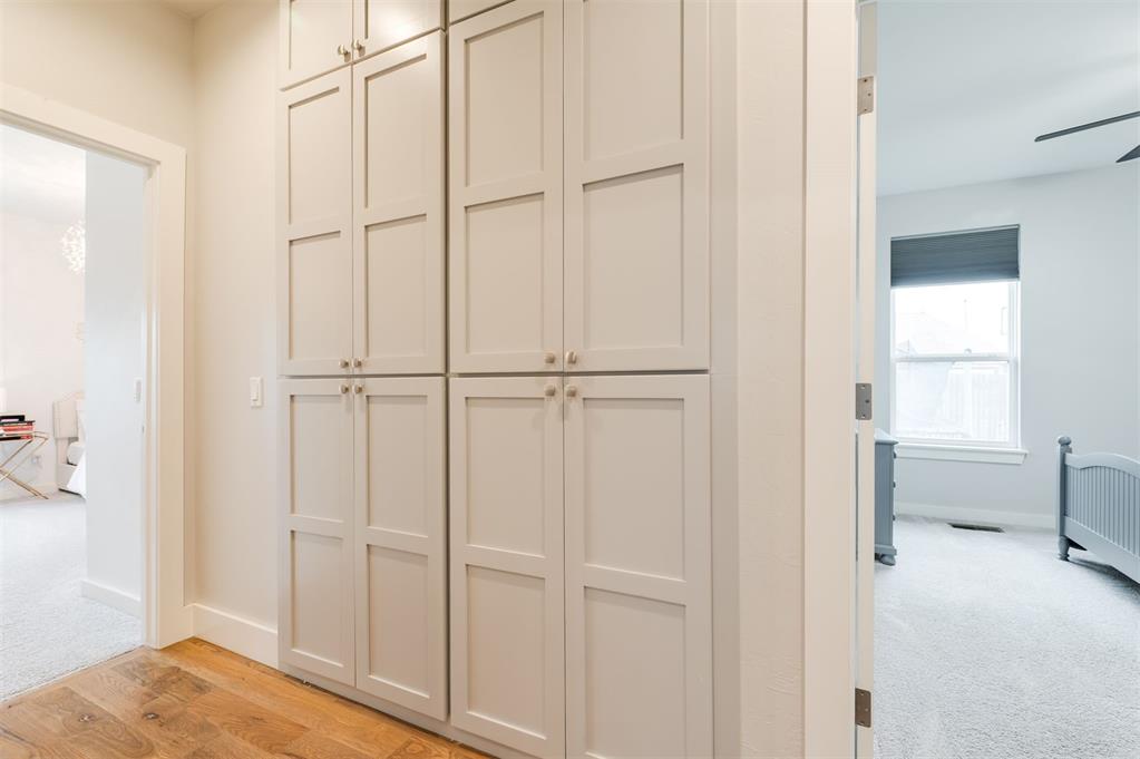 1009 Falls Bridge Court