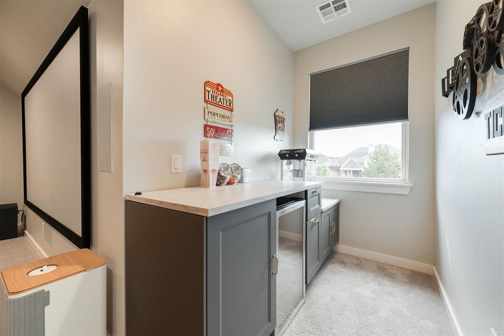 1009 Falls Bridge Court