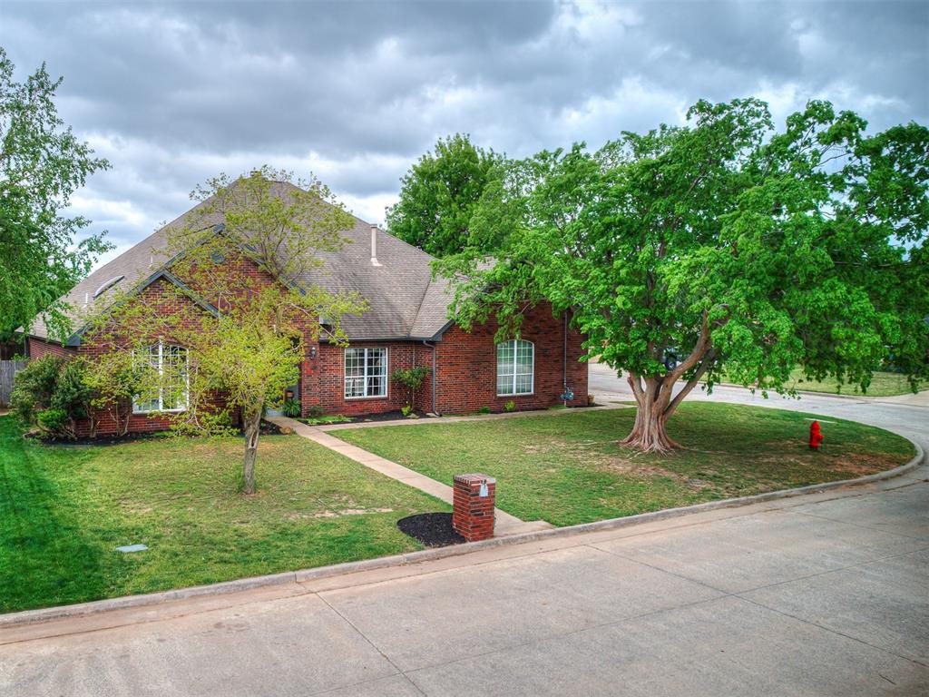 7012 NW 100th Street