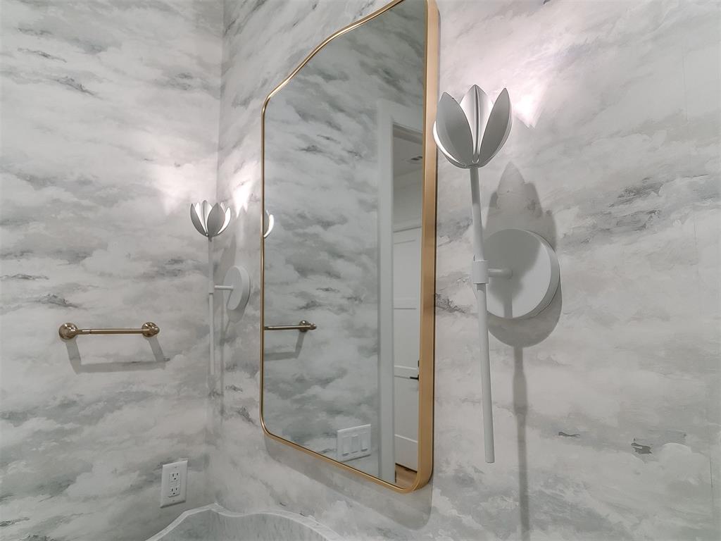 6105 NW 147th Terrace